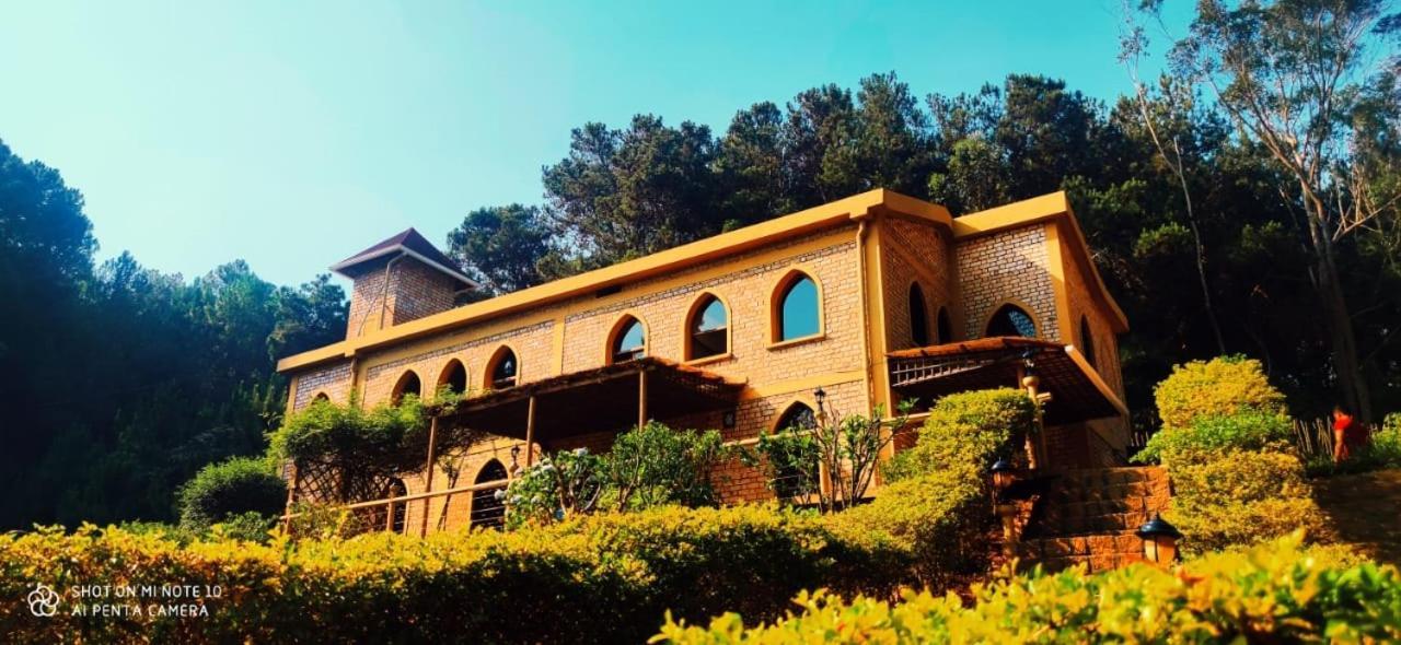 Le Chateau Du Lac De Mantasoa ภายนอก รูปภาพ